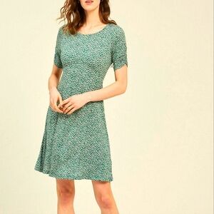 Fat Face Size 6 Green Ditsy Daisy Floral Mini Jersey Dress Tie Waist